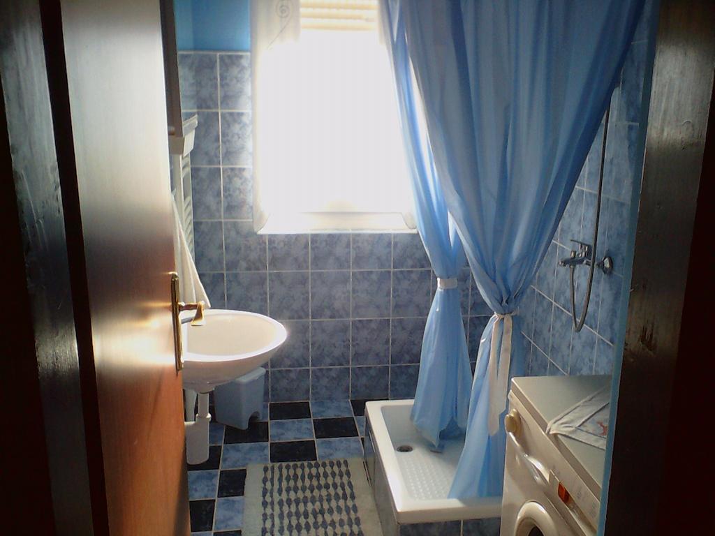 Gacka Rooms Vrhovine Ruang foto