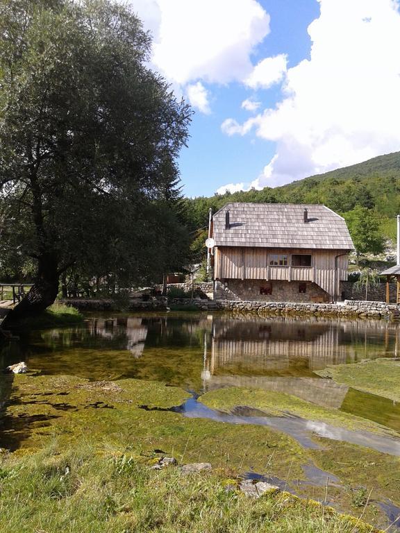 Gacka Rooms Vrhovine Bagian luar foto