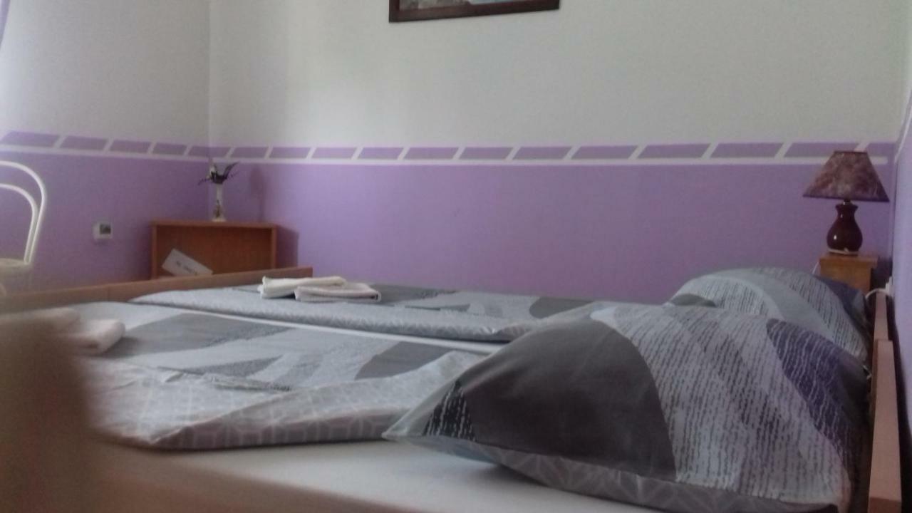 Gacka Rooms Vrhovine Bagian luar foto