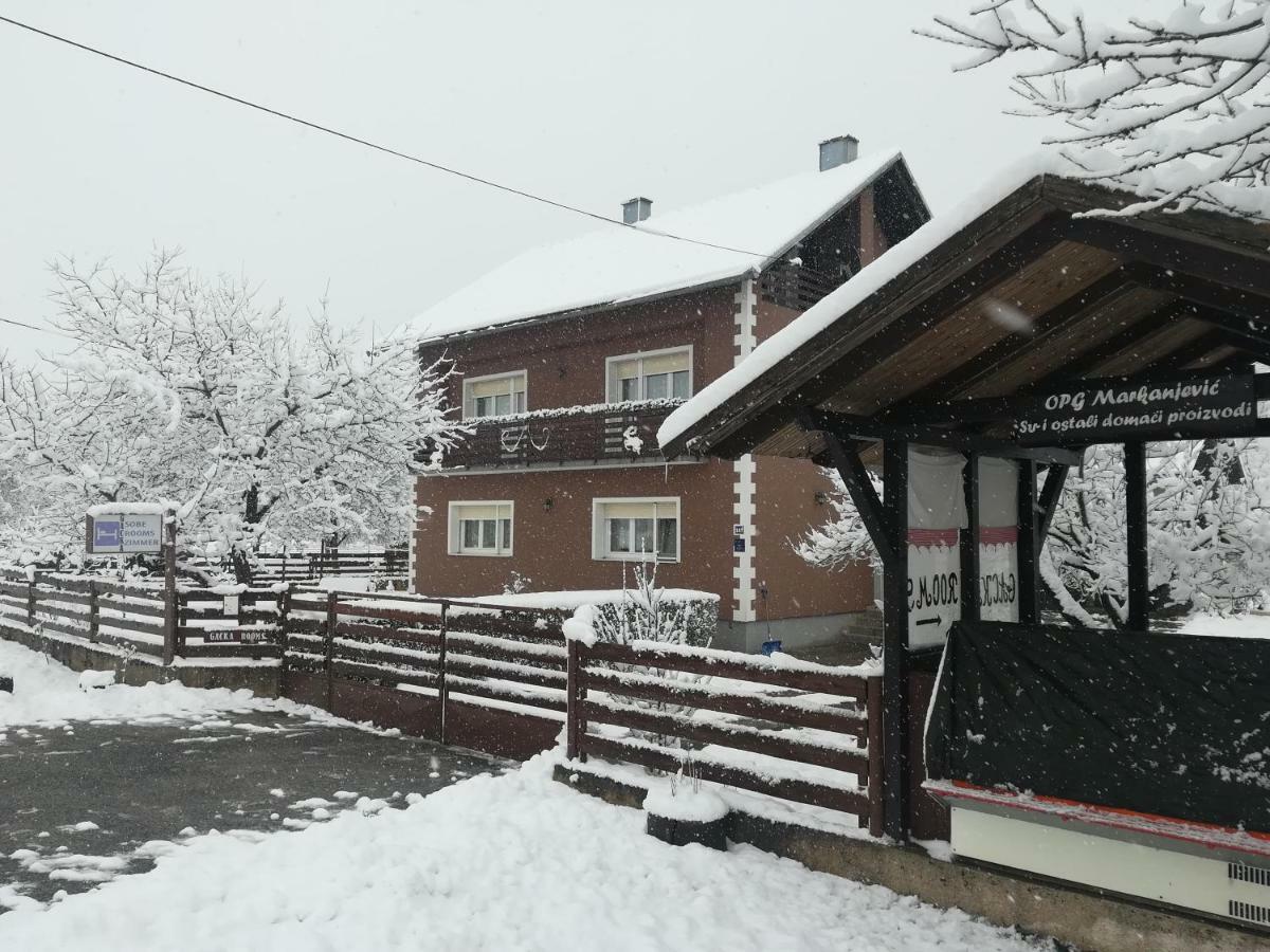 Gacka Rooms Vrhovine Bagian luar foto